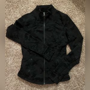 Lululemon black camo define jacket size 8